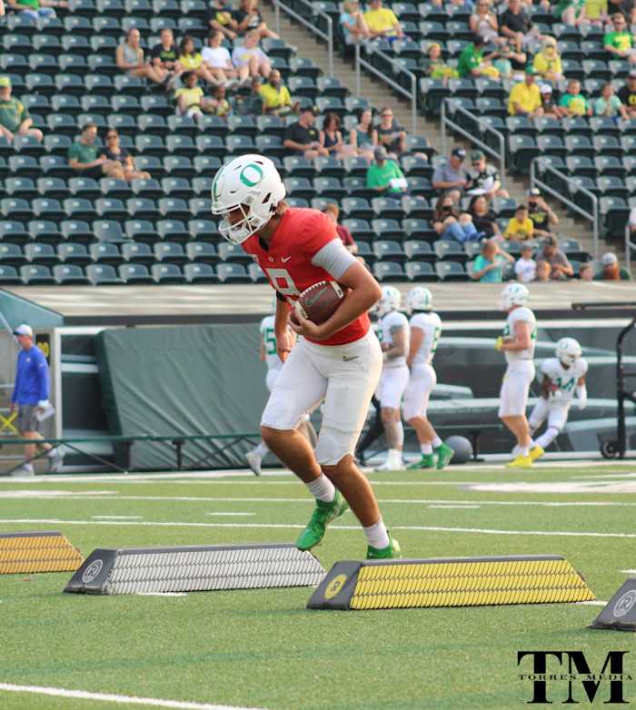 Butterfield goes through drills at the fall scrimmage in Autzen Stadium.